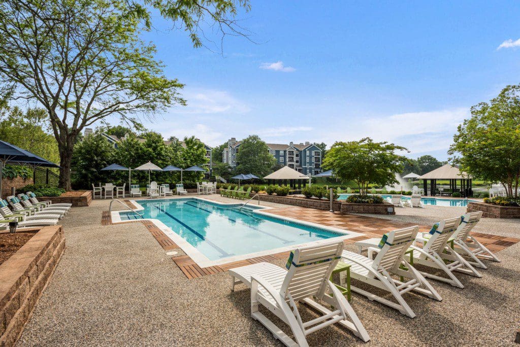 Lakeside Apartments Pool and Lounge Area